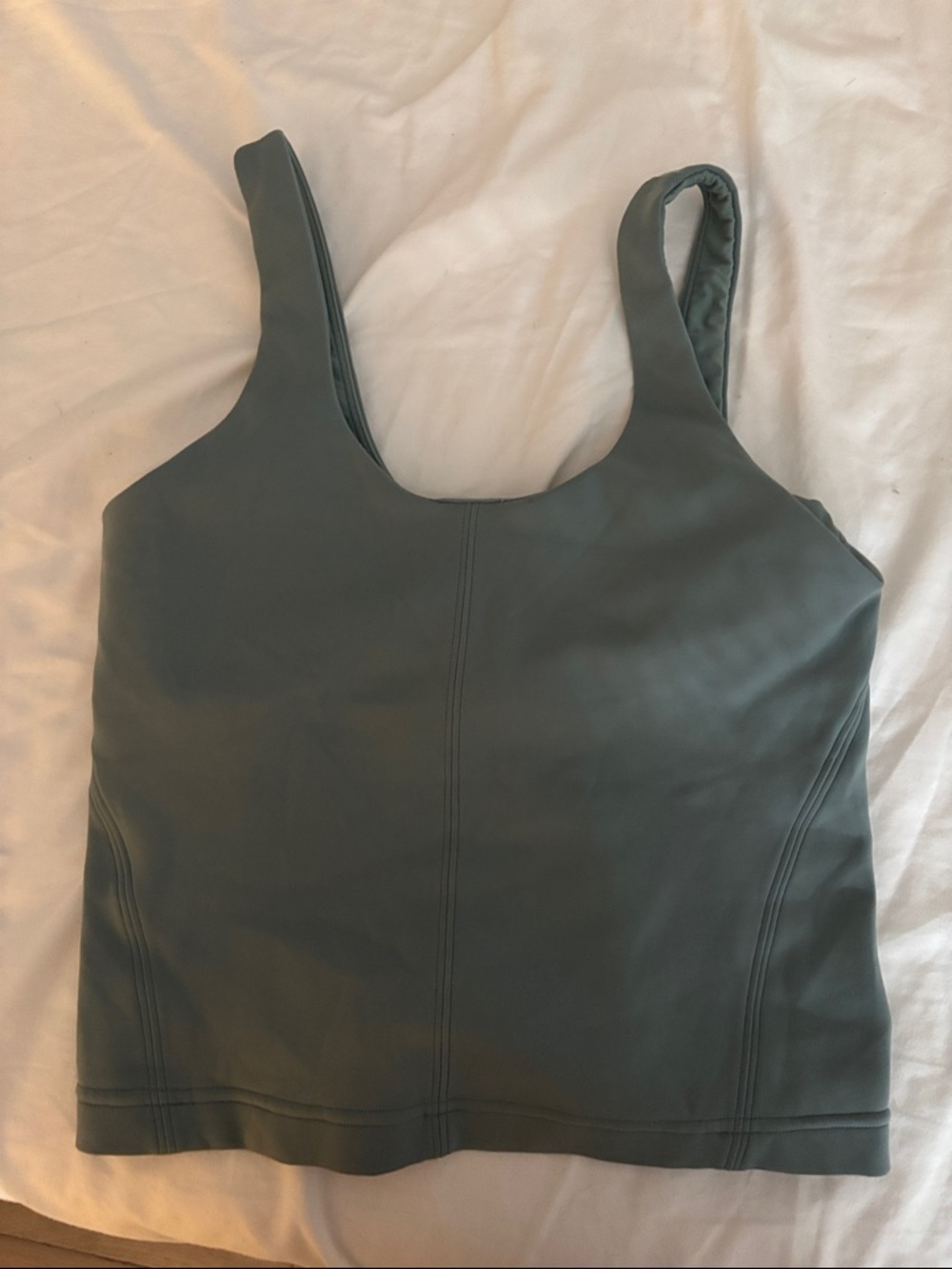 Lululemon green top